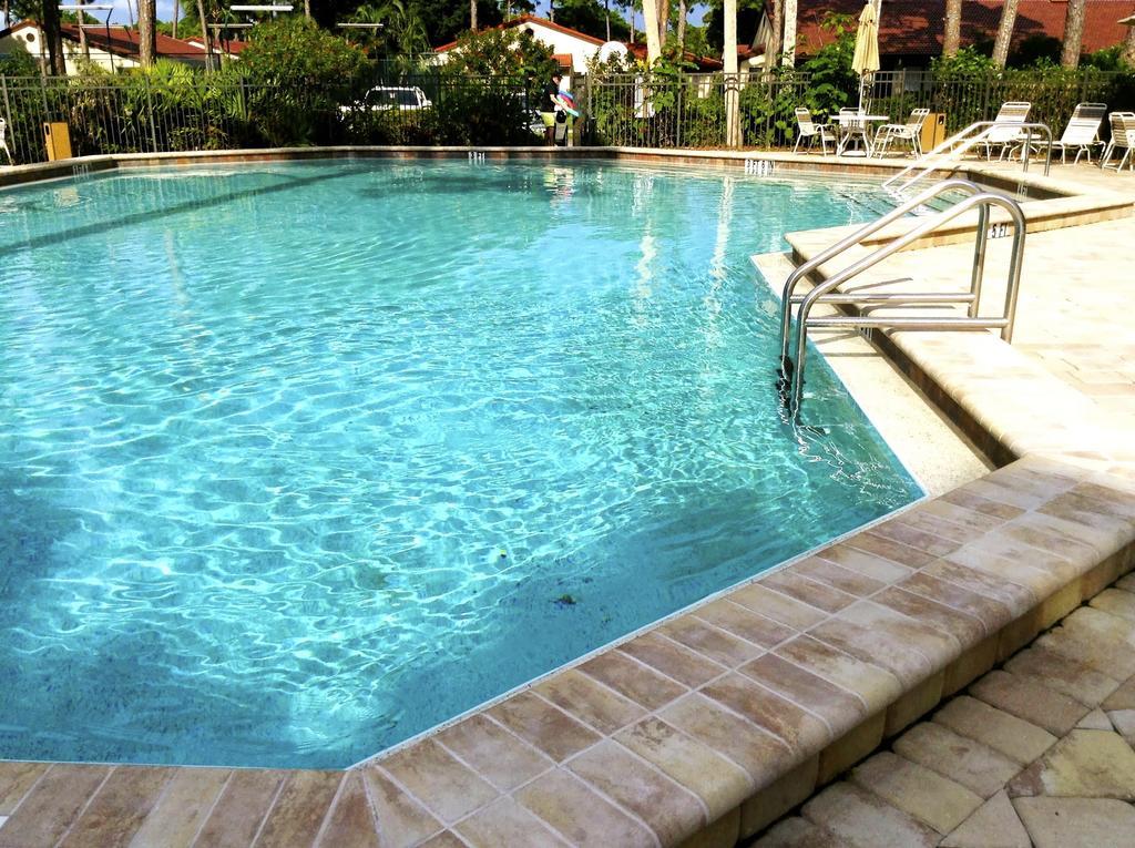 Lux Villas On Beautiful Palmer Ranch Vamo Exterior photo